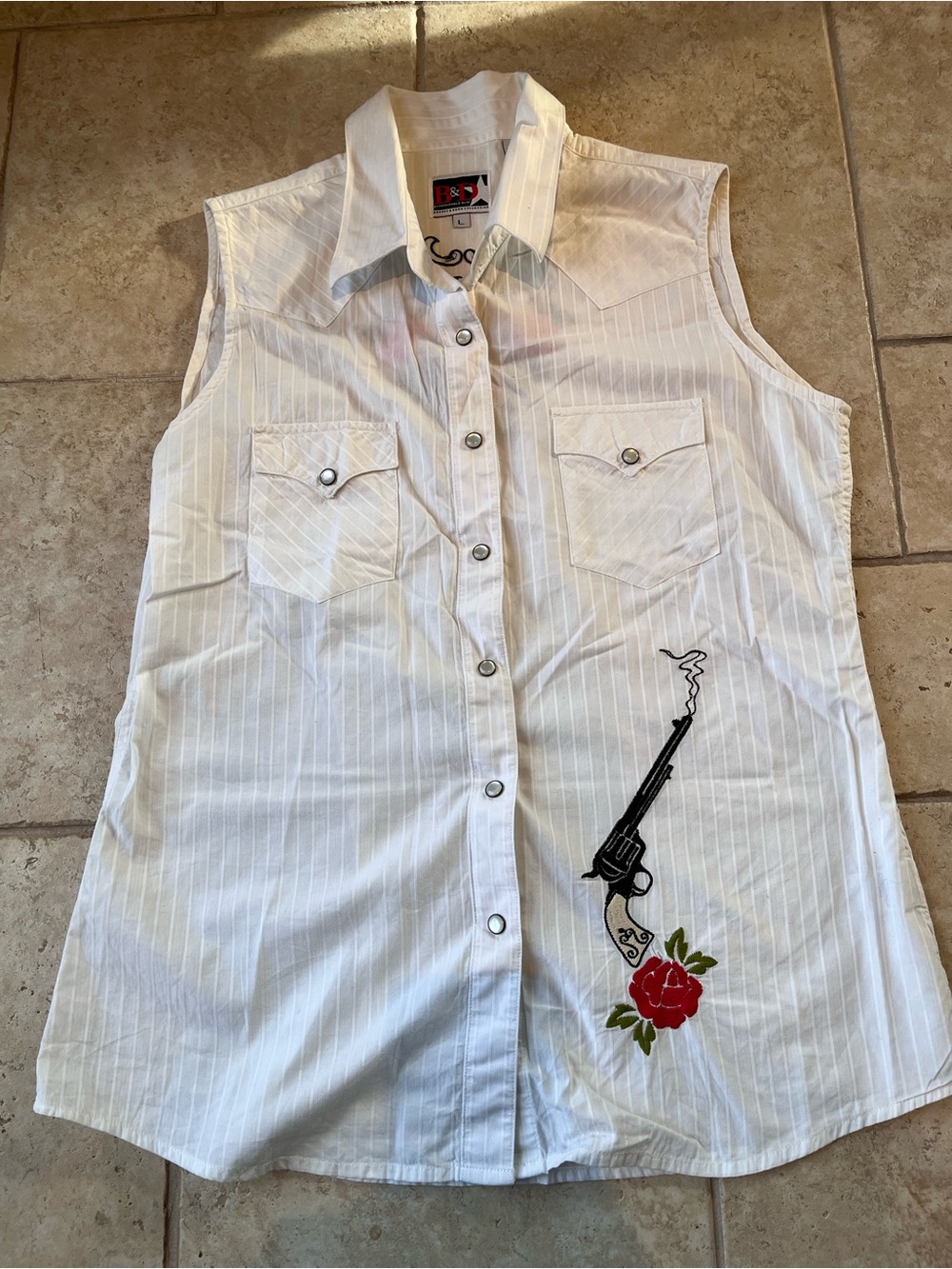 Vintage Brooks & Dunn pearl snap guns and roses shirt size large Smoke